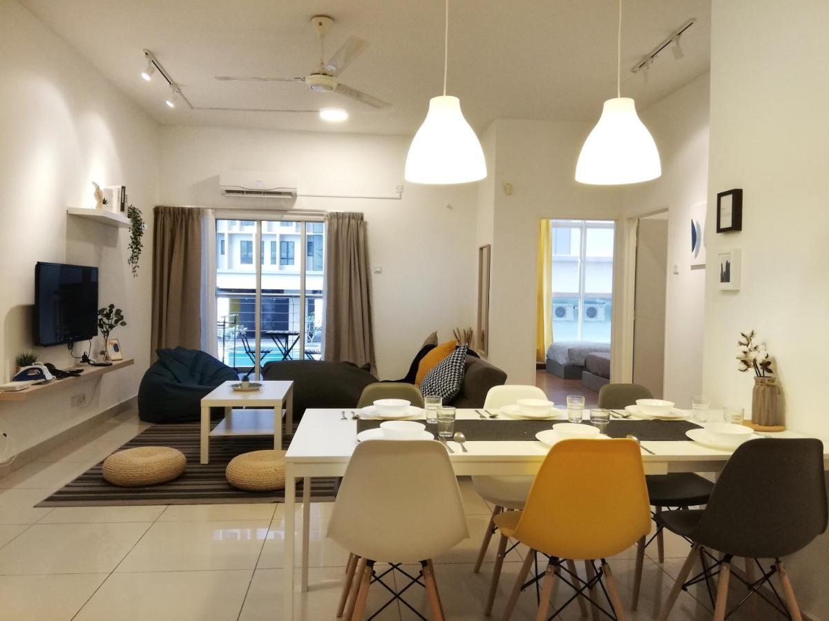 Subang City Residence, 8-9 Pax With Balcony, Walking Distance To Summit, 5Min To Sunway Subang Jaya Exterior photo